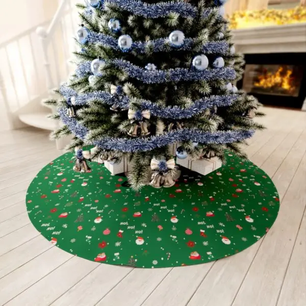 Green Festive Elegance Round Tree Skirt - Image 3